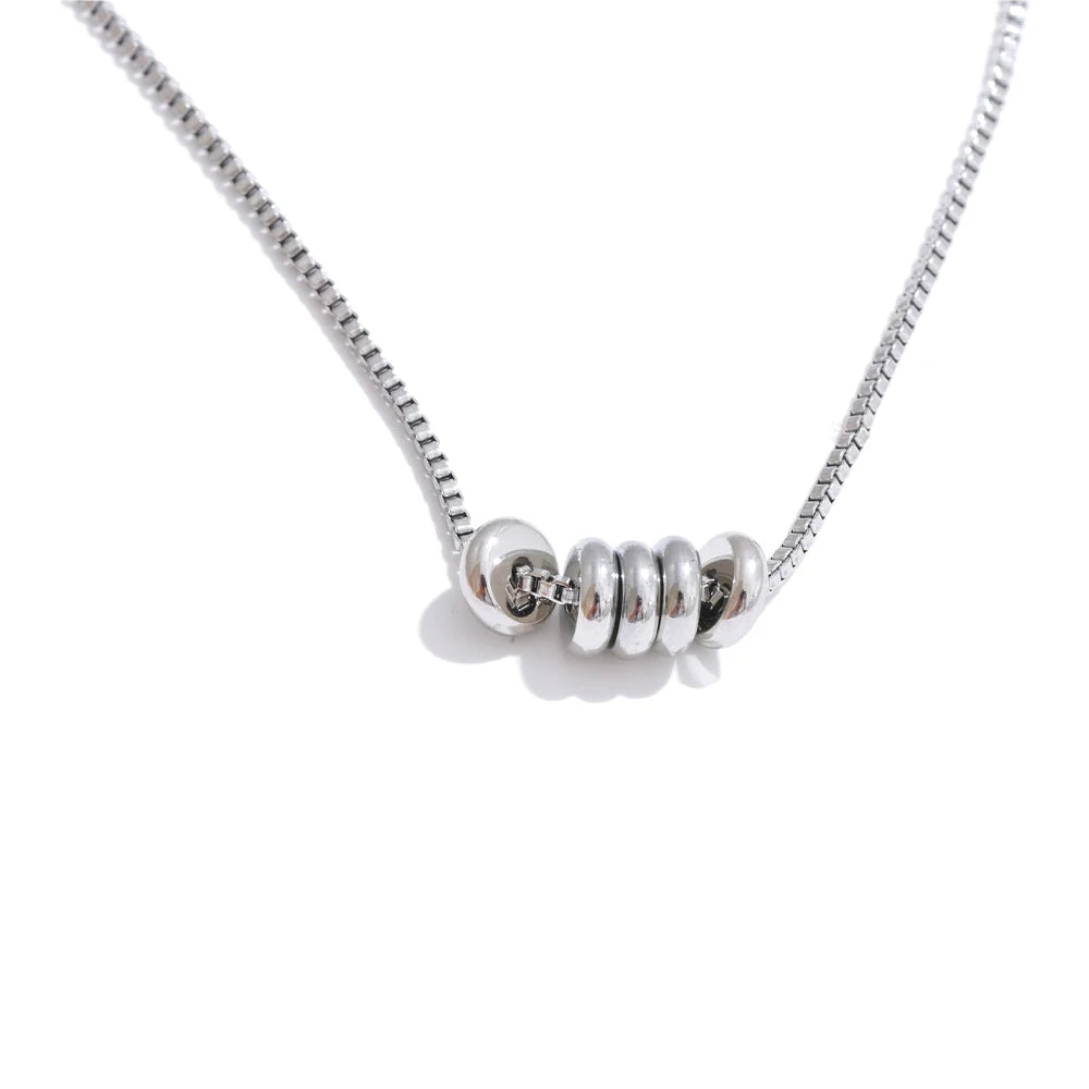 Collier pendentif multi-ronds en zircone