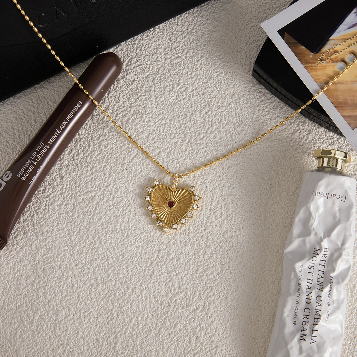 Collier cœur rouge strass