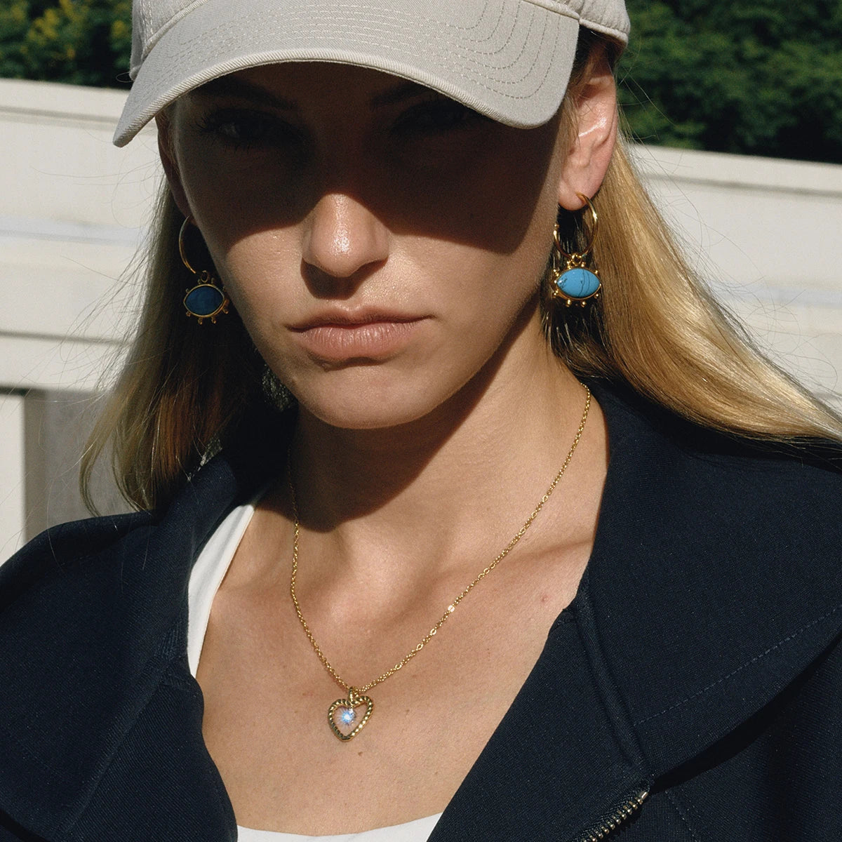 Collier pendentif cœur torsadé en acier inoxydable avec strass