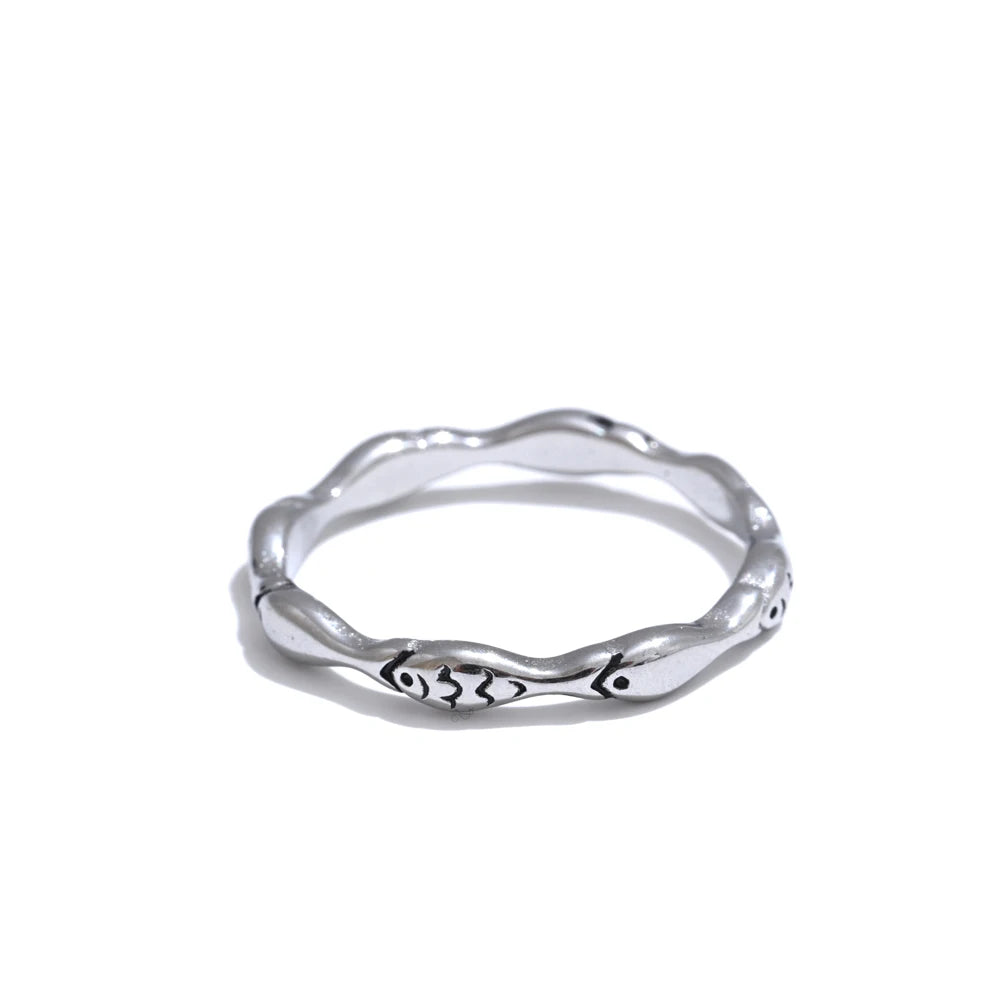 Bague poisson minimaliste – Élégante et porte-bonheur