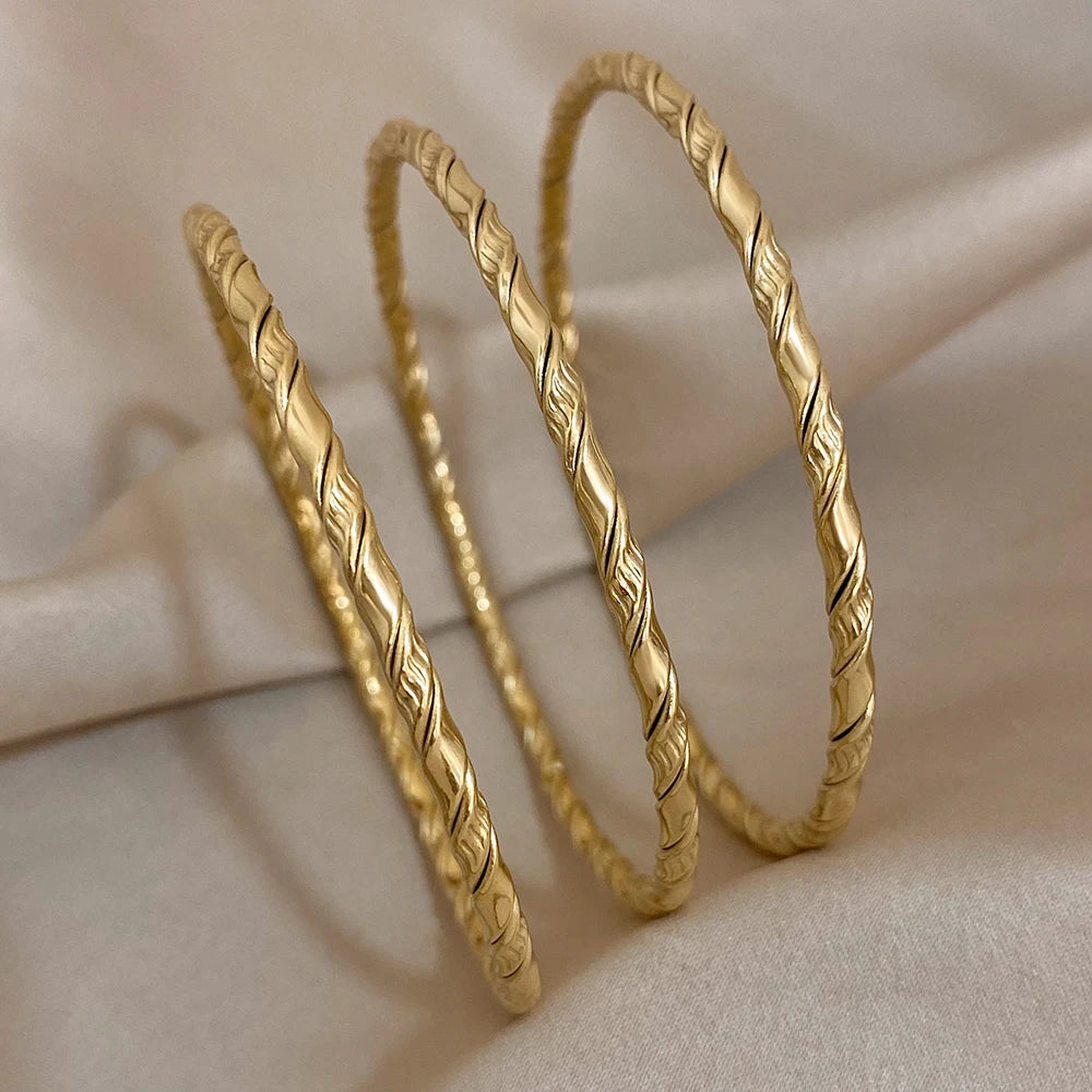 Bracelet torsadé en acier inoxydable