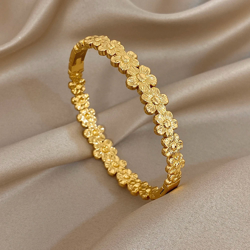 Bracelet Manchette à fleurs en acier inoxydable