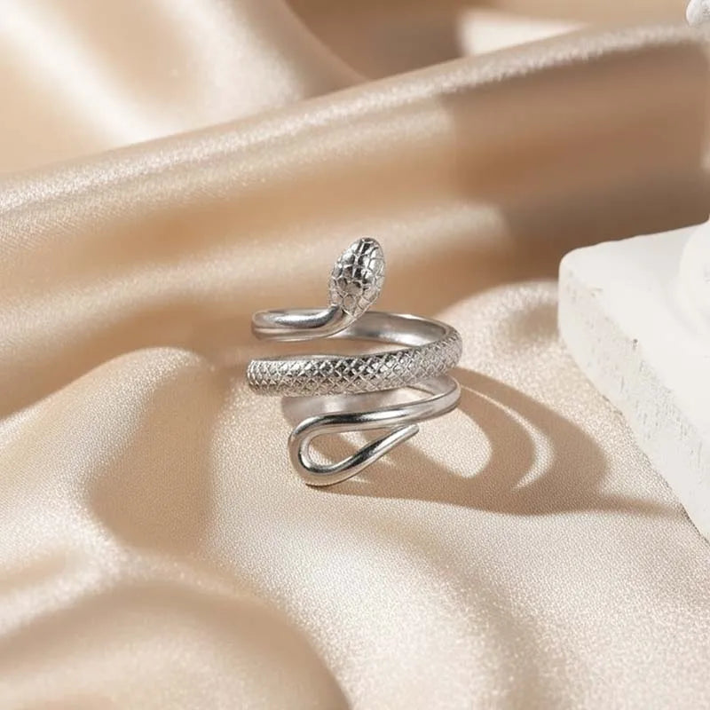Bague en forme de serpent en acier inoxydable
