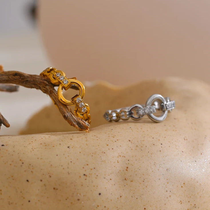 Bague à maillons & zircone