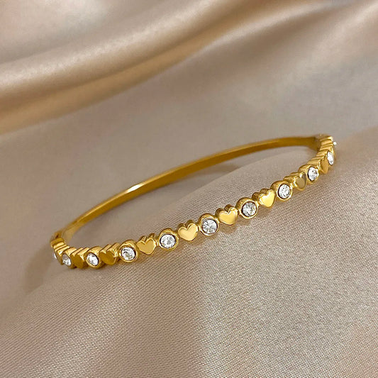 Bracelet Manchette Cœur en acier inoxydable