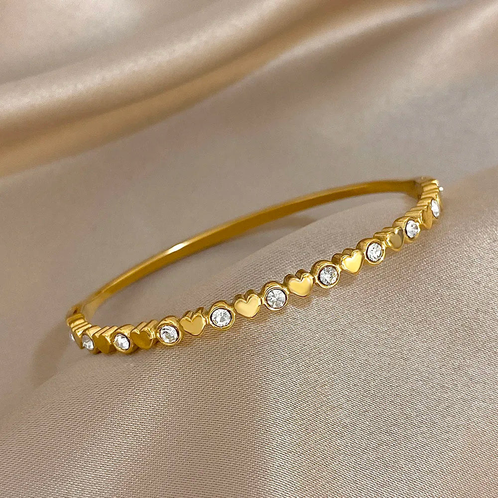 Bracelet Manchette Cœur en acier inoxydable