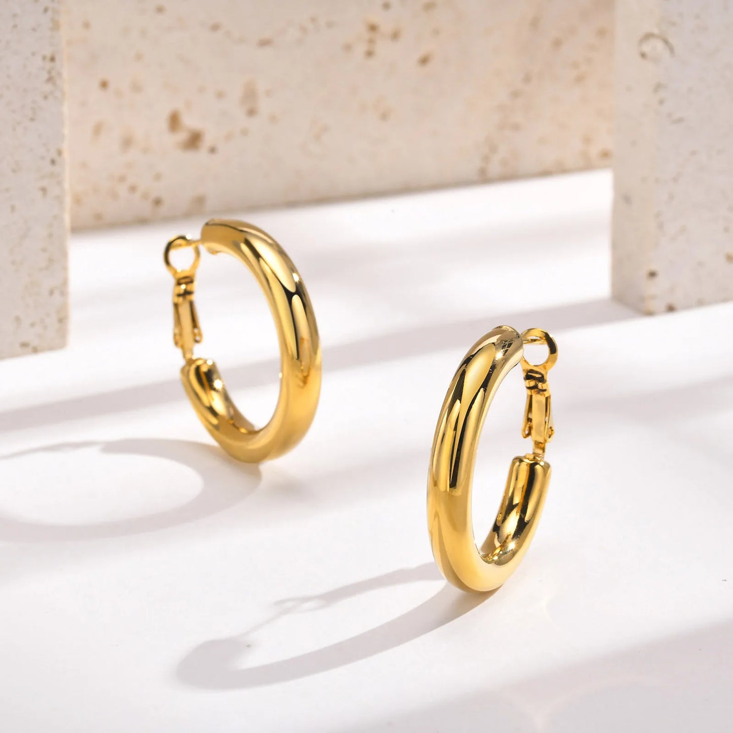 Boucles d'oreilles créoles simples