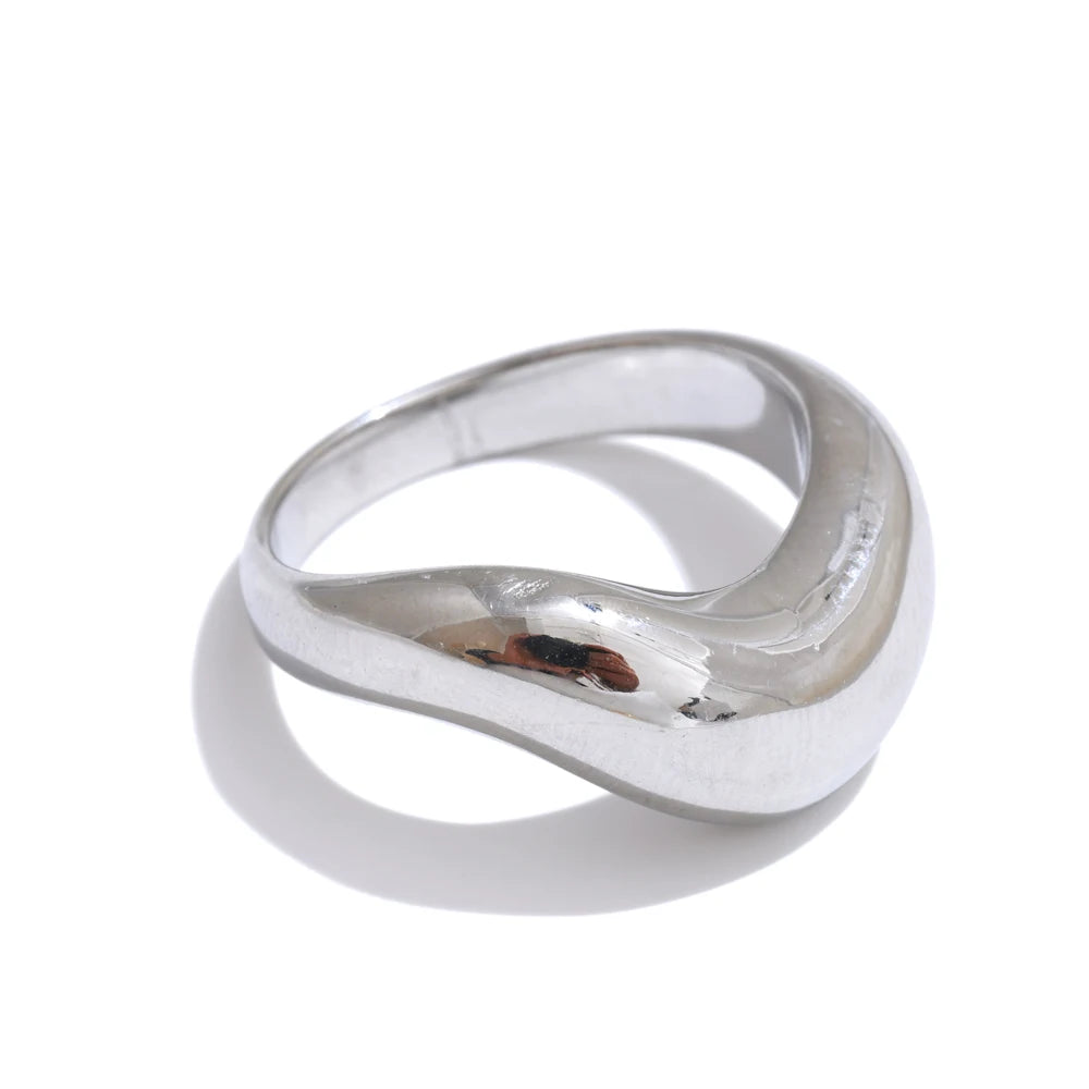 Bague géométrique minimaliste – Élégance moderne plaqué or 18K