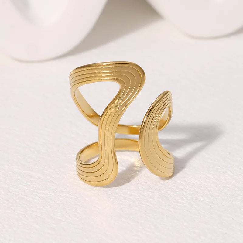 Grande bague minimaliste en acier inoxydable