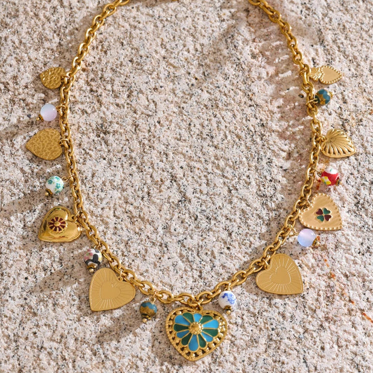 Collier charms cœur, perles et goutte