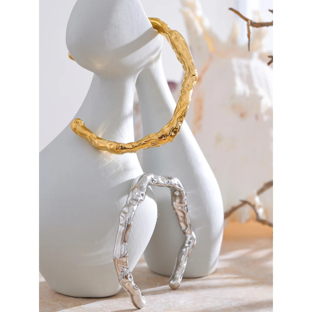 Bracelet manchette effet martelé