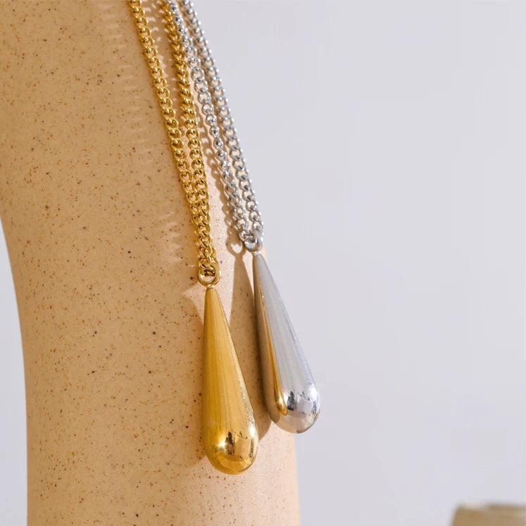 Collier goutte d’eau