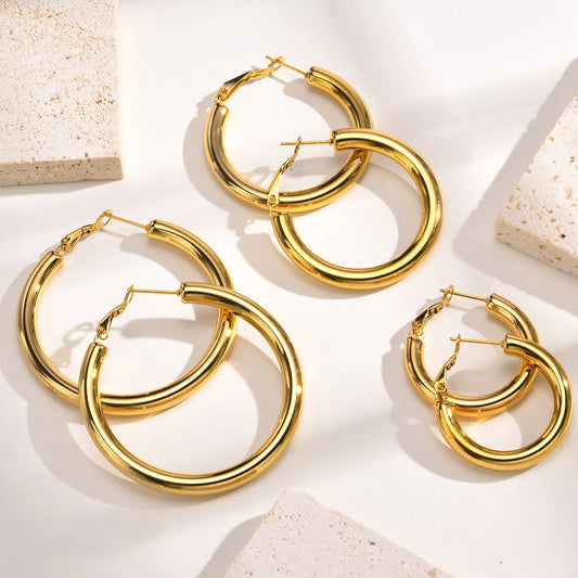 Boucles d'oreilles créoles simples