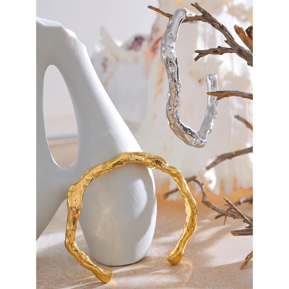 Bracelet manchette effet martelé