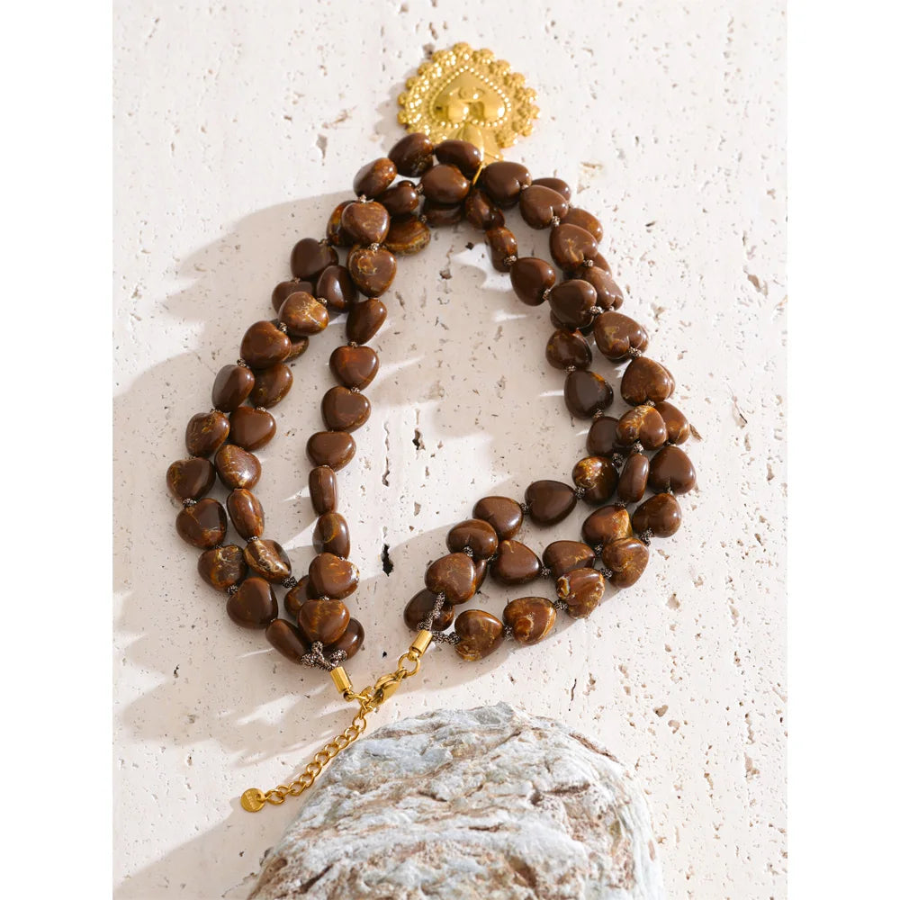 Collier cœur à perles marrons