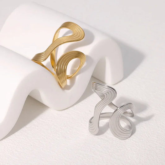 Grande bague minimaliste en acier inoxydable