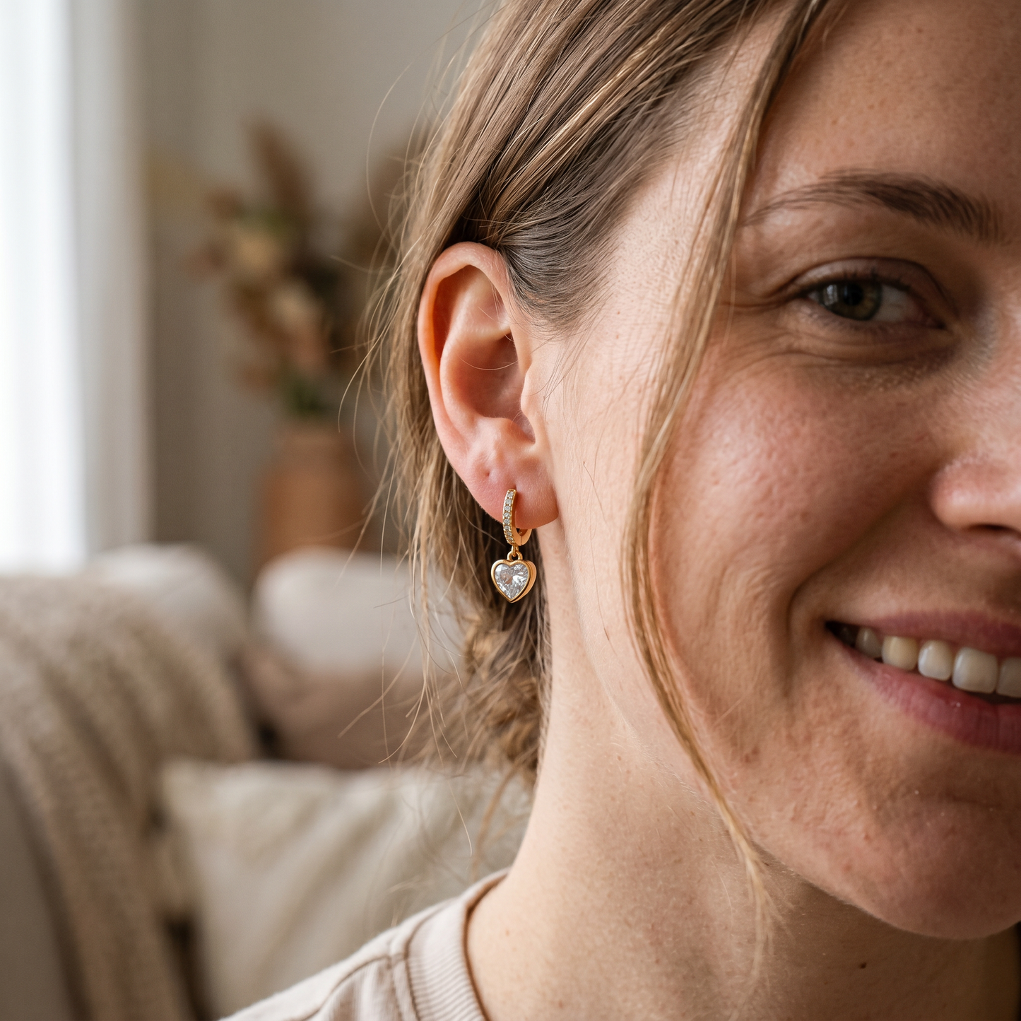 Boucles d’oreilles créoles cœur & zircone
